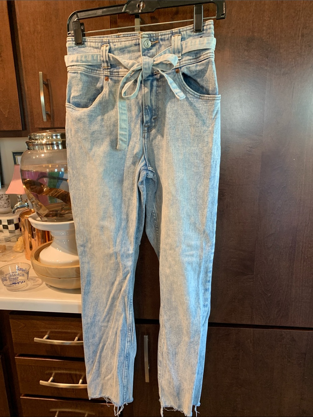 Abercrombie & Fitch Ultra High-Rise Paperbag Mom Jeans Size 26/2R